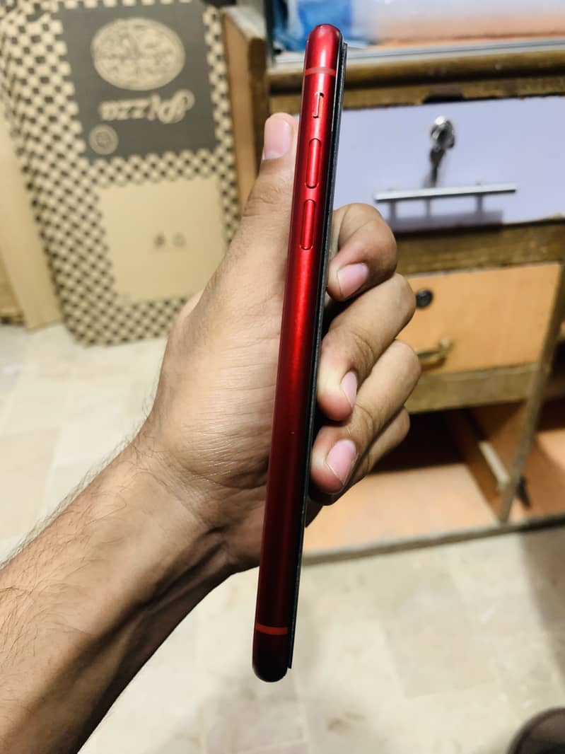 Apple iPhone XR 2