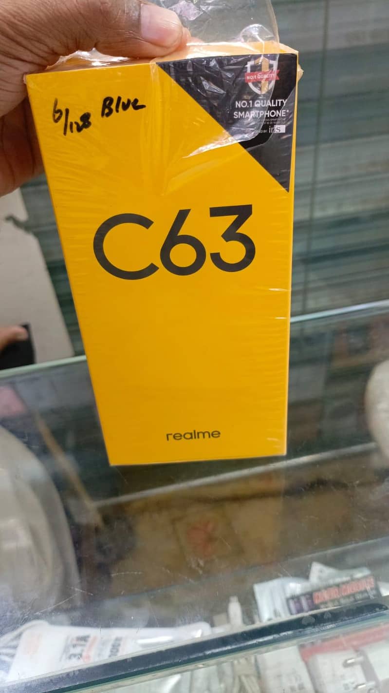 Realme C63 4