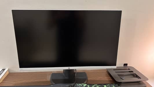HP HC270 27-Inch QHD Monitor borderless