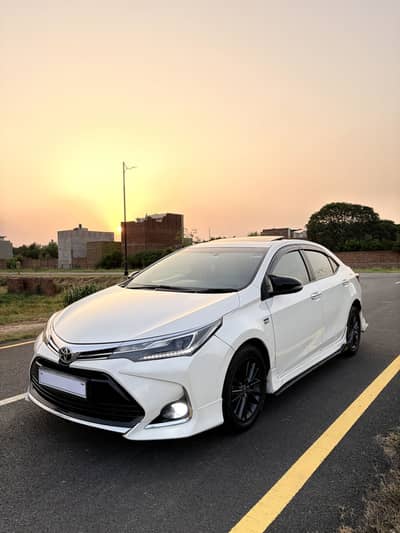 Toyota Altis Grande 2019