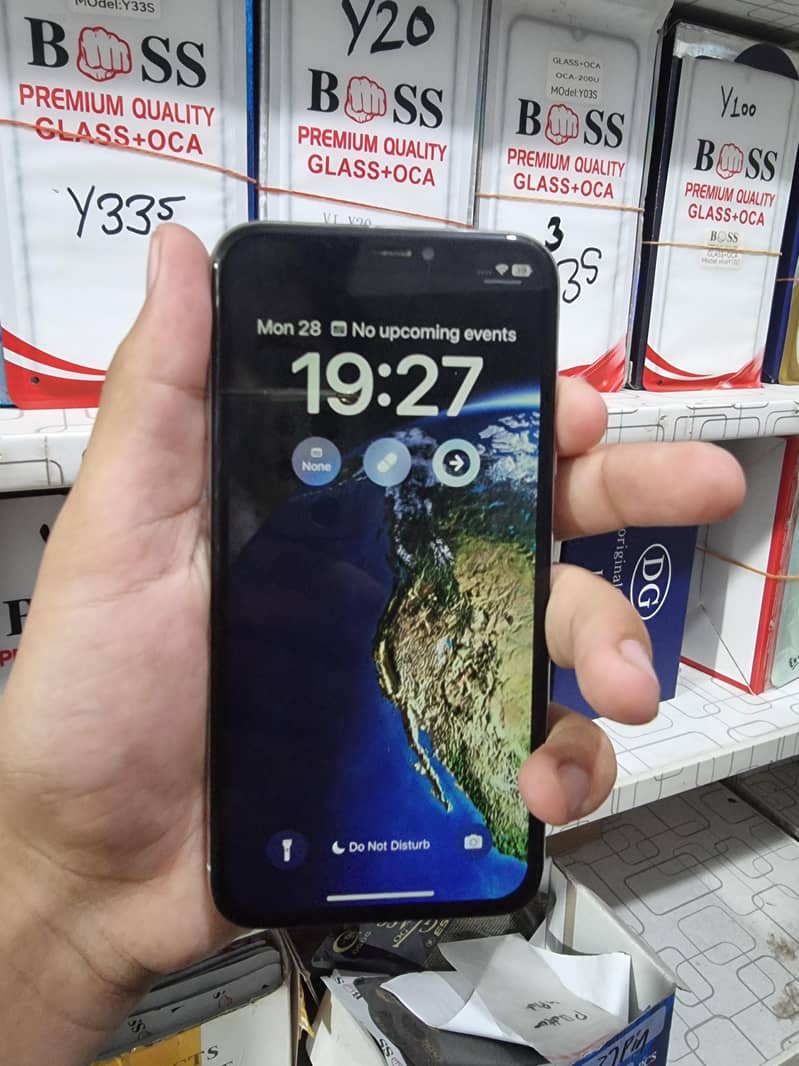 Apple iPhone X 1
