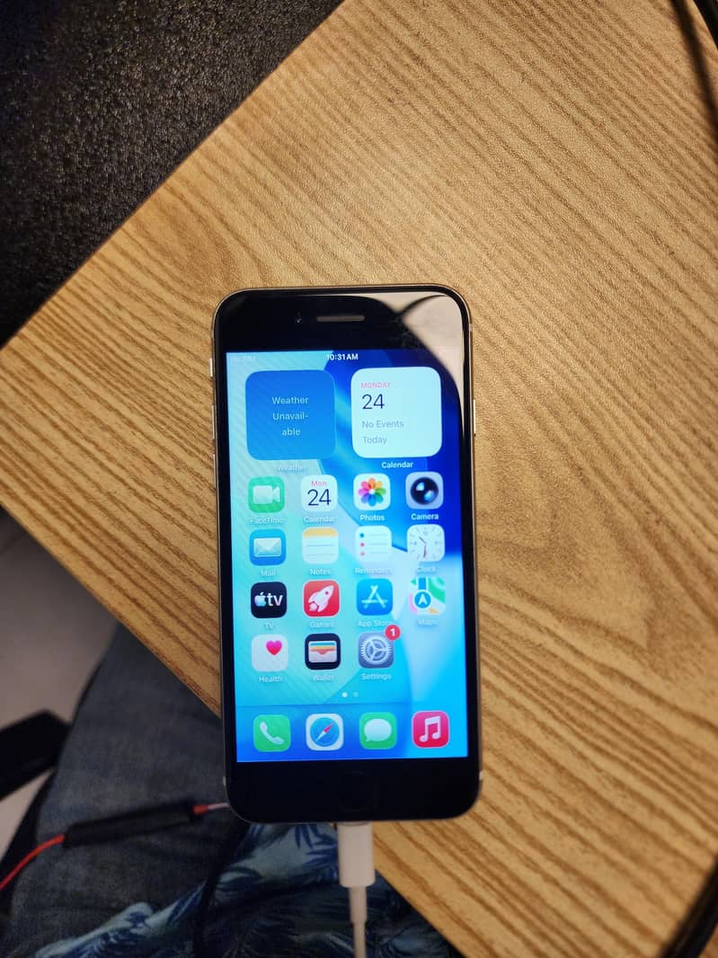 Apple iPhone SE 3