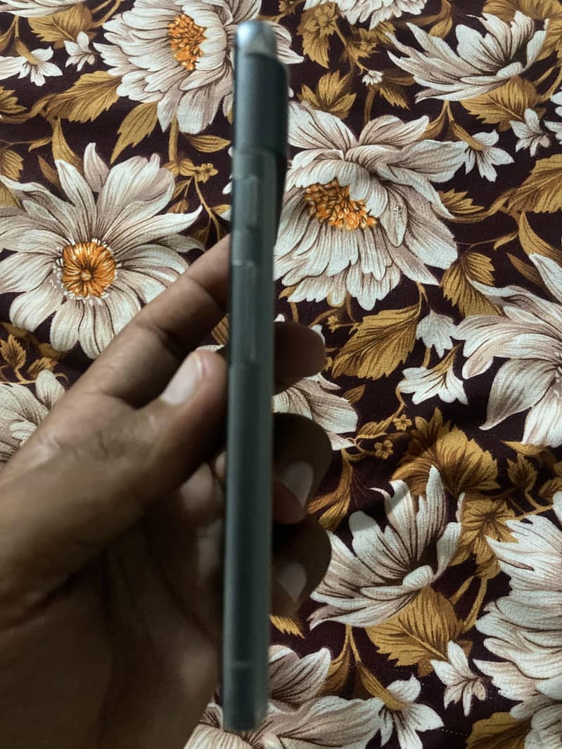 Google Pixel 8 2