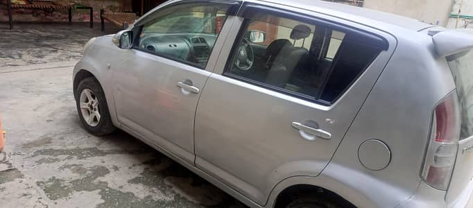 Toyota Passo 2004