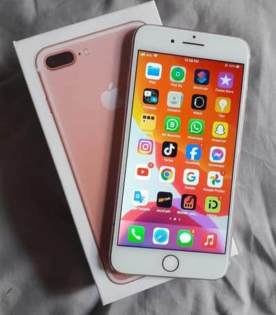 iphone 7 plus 128 GB my WhatsApp number 03354625198