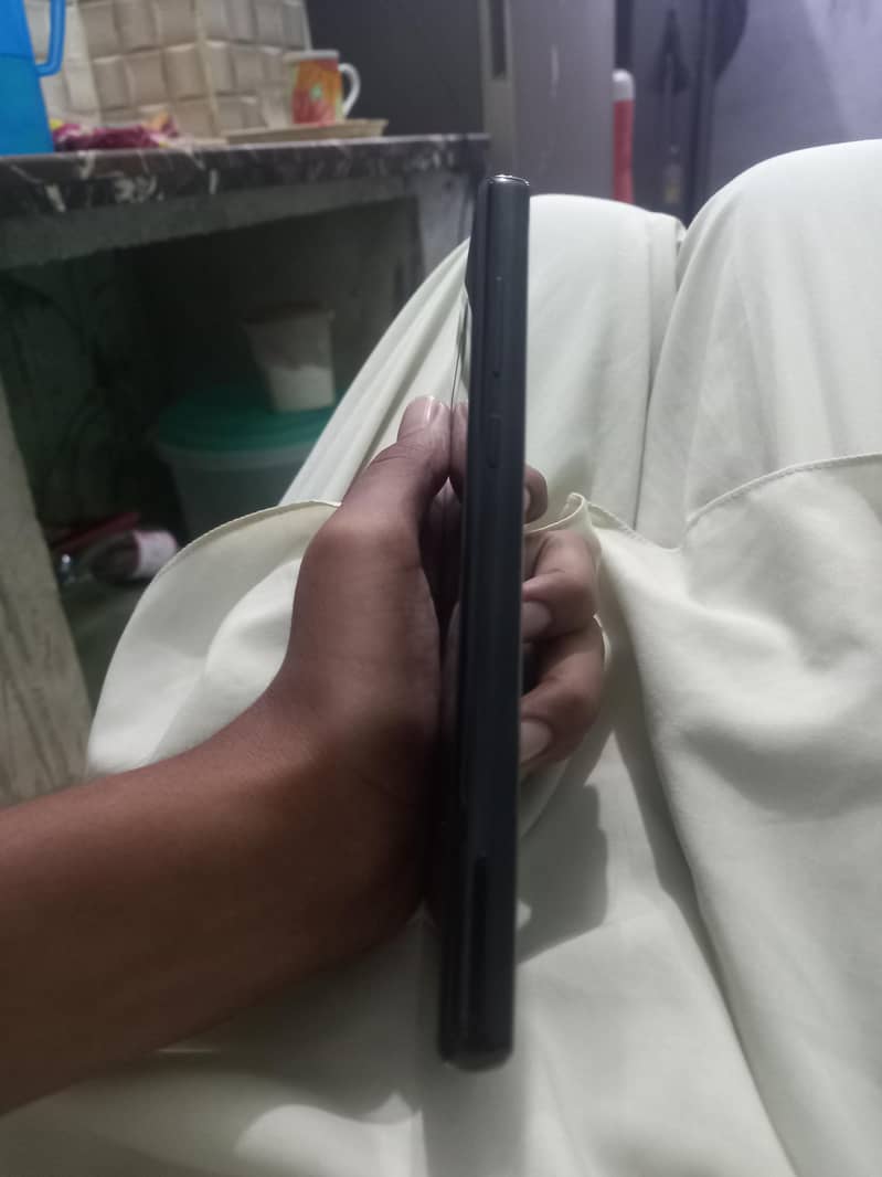 Samsung Mobile Note 8 2