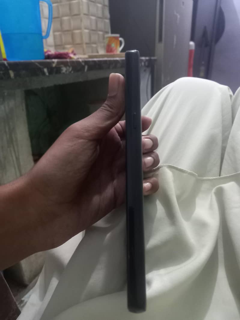 Samsung Mobile Note 8 5