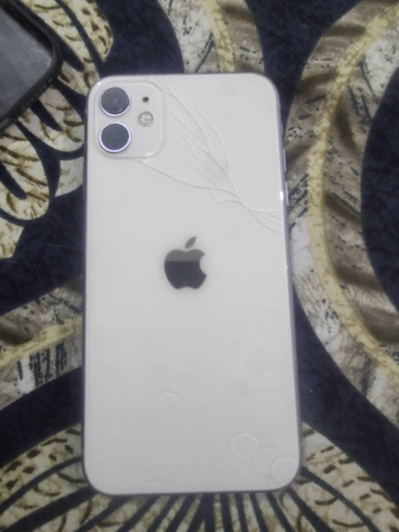 Apple iPhone 11 0