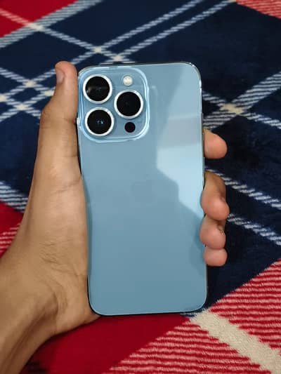 Apple iPhone 13 Pro jv waterpack 10/10 condition {description}
