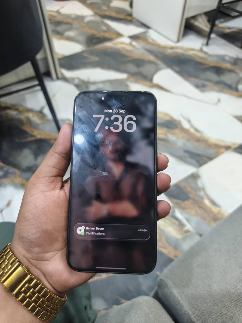Apple iPhone 15 Pro Max 1