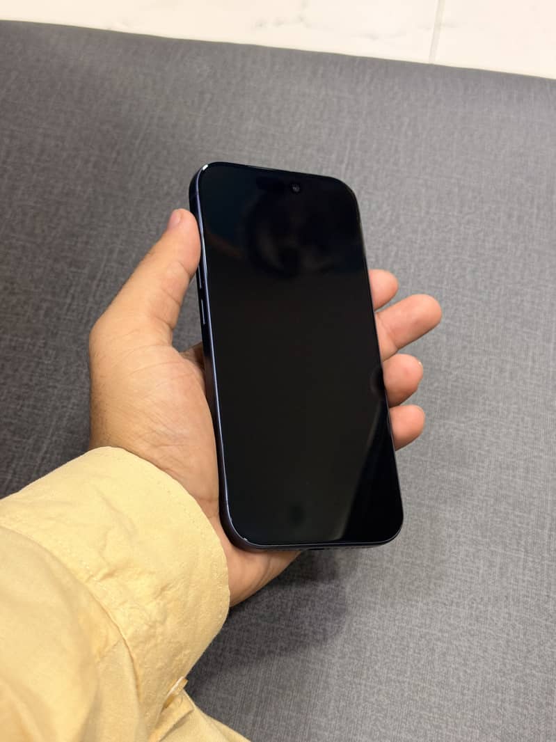 Apple iPhone 17 Pro 4