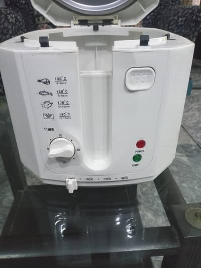 Nikai 2.5 litter deep fryer