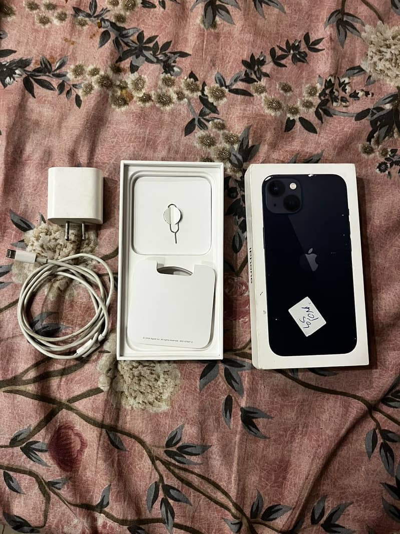 Apple iPhone 13 6