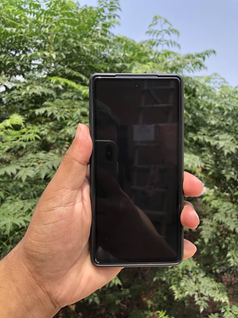 Google Pixel 7a 5