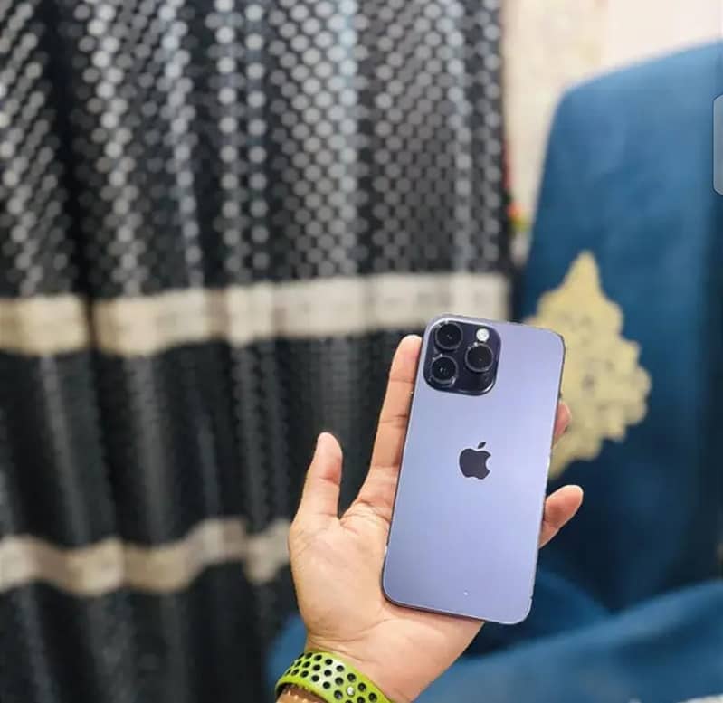 Apple iPhone 14 Pro Max 2