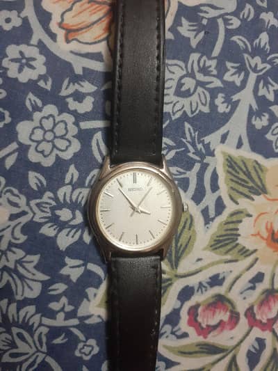 seiko classic slim watch