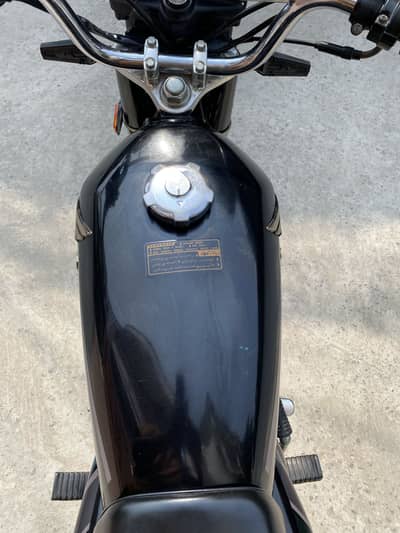 Honda 125 2023 model black colour