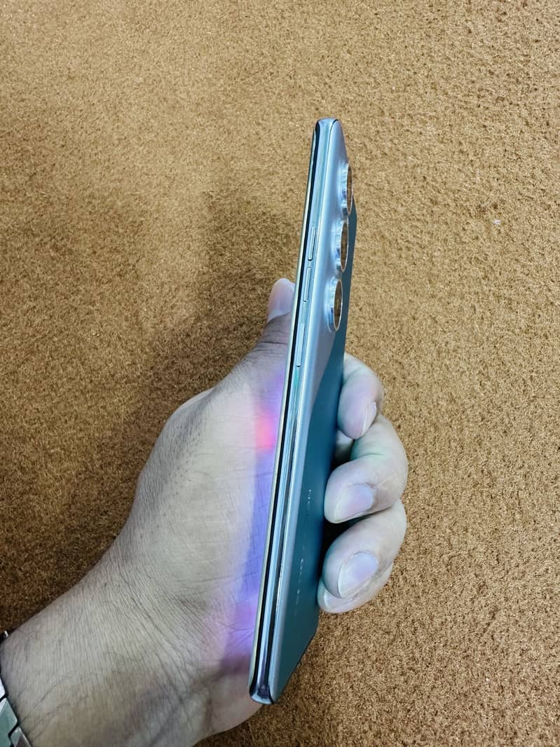 Tecno CAMON 40 Pro 6