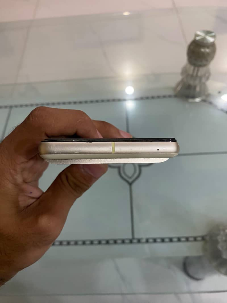 Google Pixel 7 3