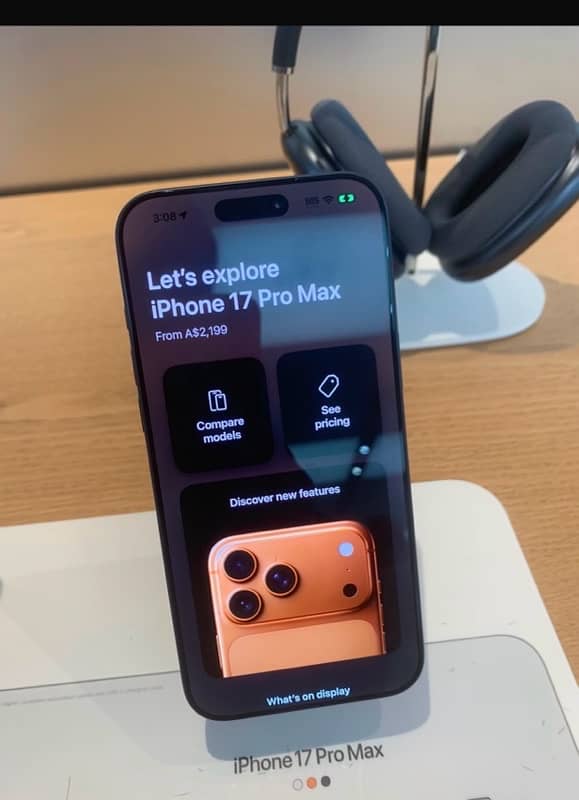 Let's explore iPhone 17 Pro Max 0