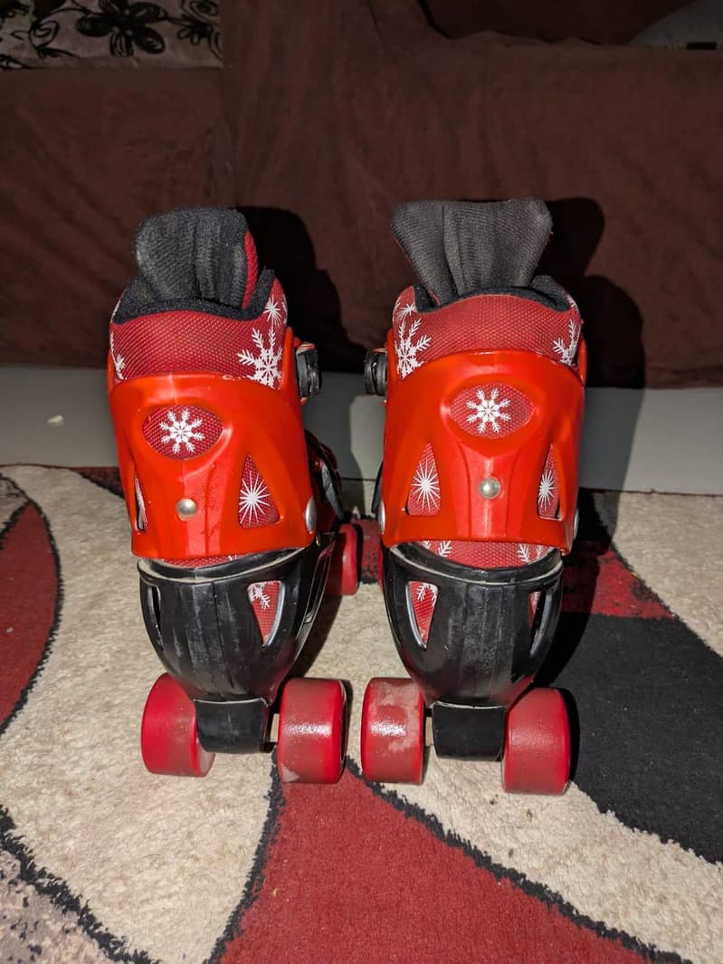skates quad 3