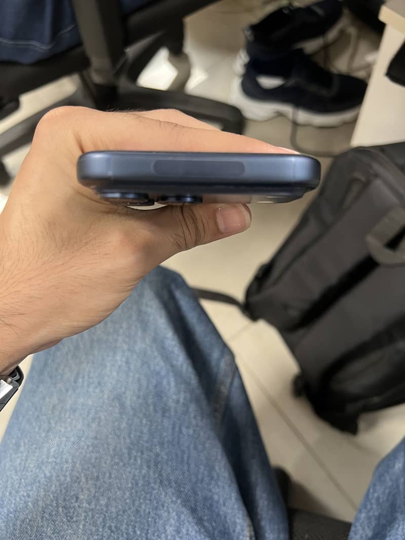 iPhone 17 Pro Max JV 3