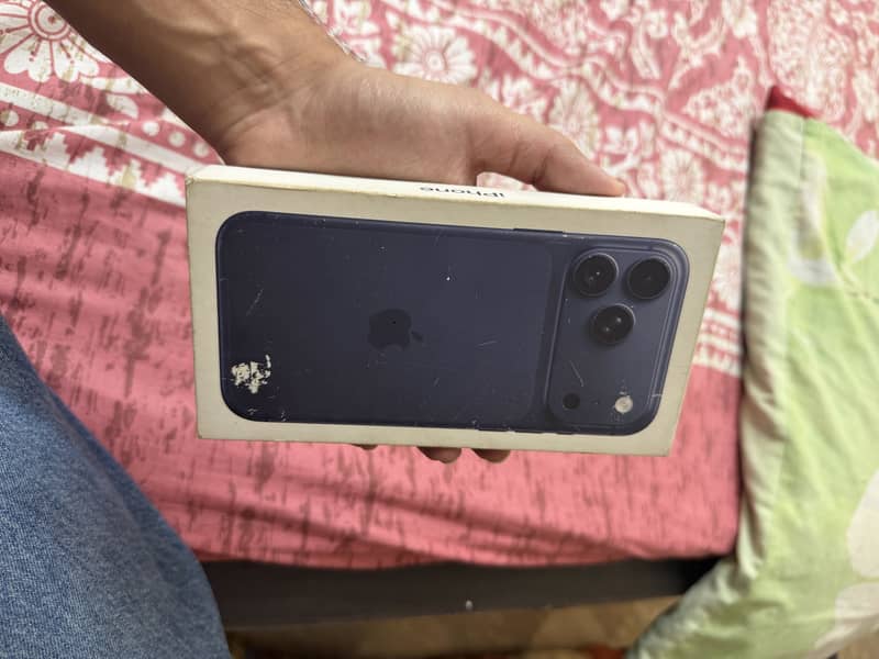 iPhone 17 Pro Max JV 6