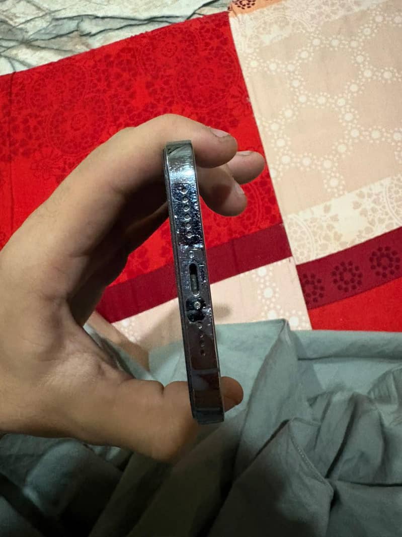 Apple iPhone 13 Pro Max 7