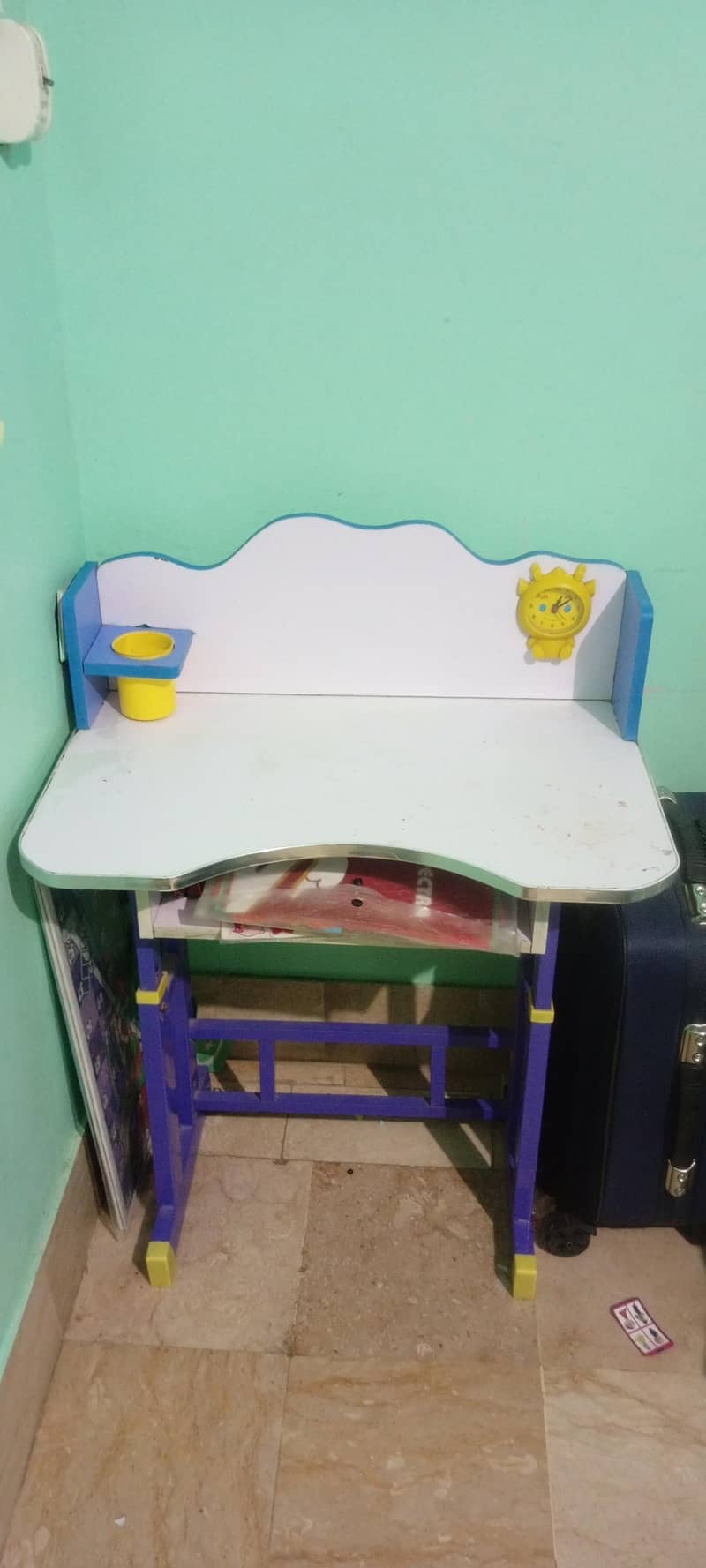 kids study table 0