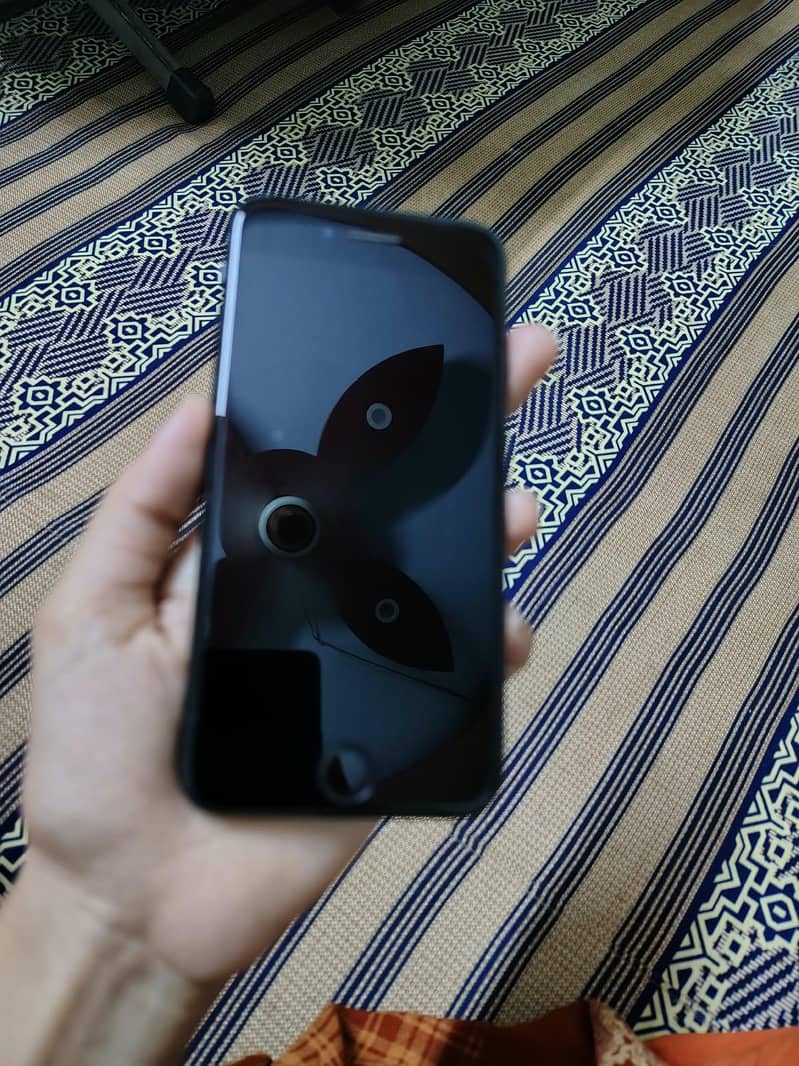 Apple iPhone 7 1