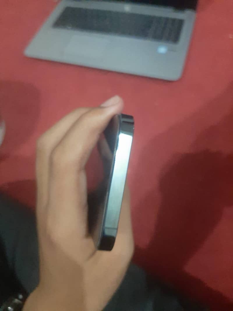Iphone 12 pro 1