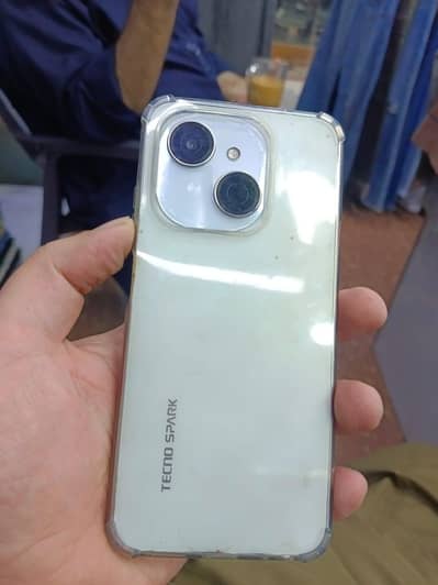 Tecno Spark Go 1