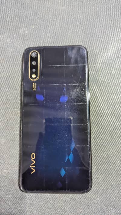 Vivo S1