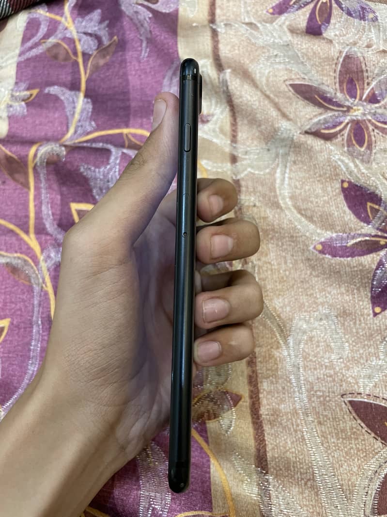 Apple iPhone 7 Plus 10/9 2