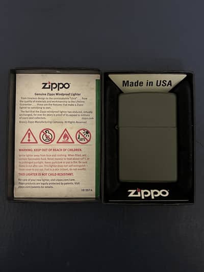 BRAND NEW ZIPPO LIGHTER REG MATTE GREEN