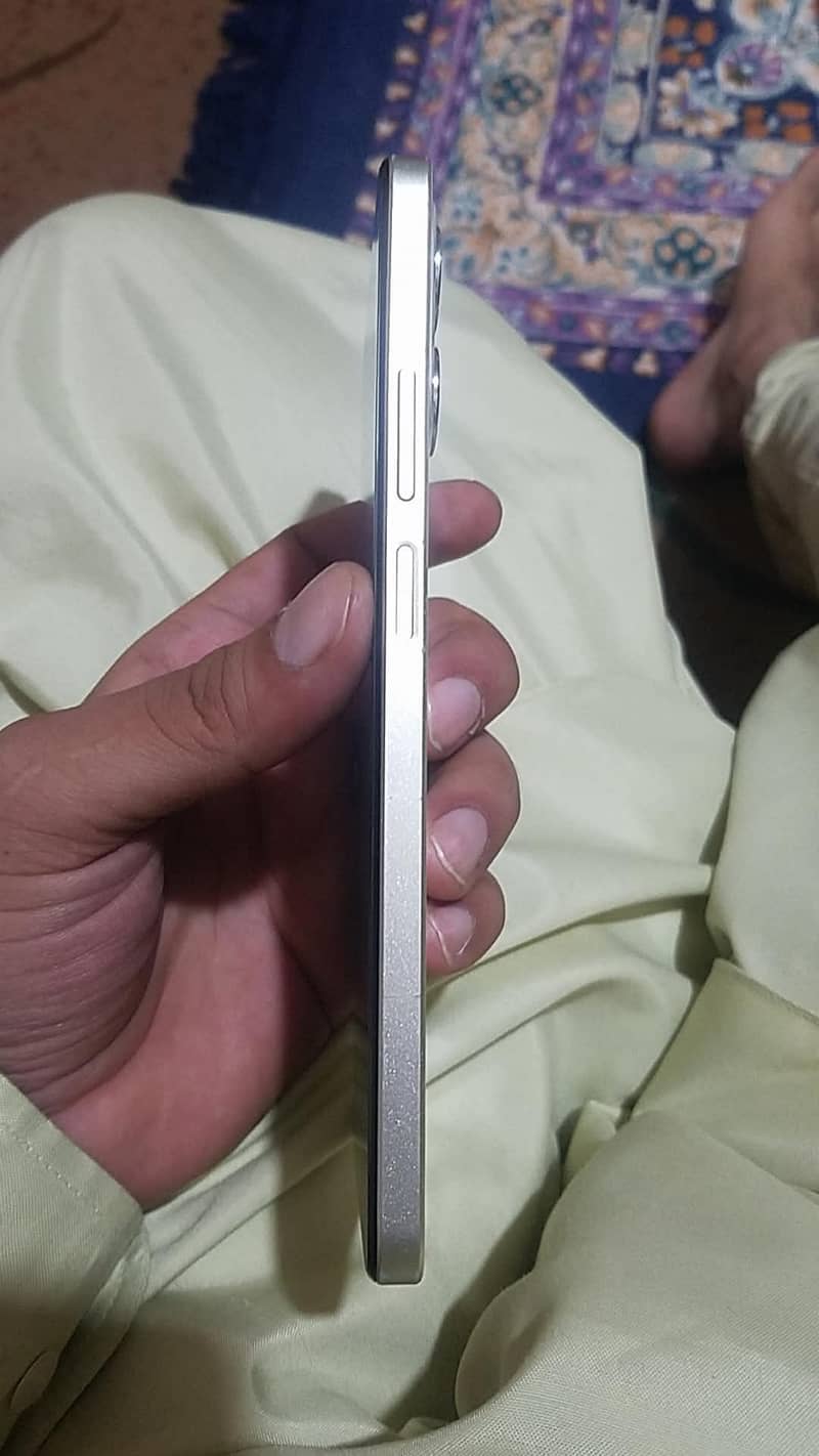 Realme C53 1