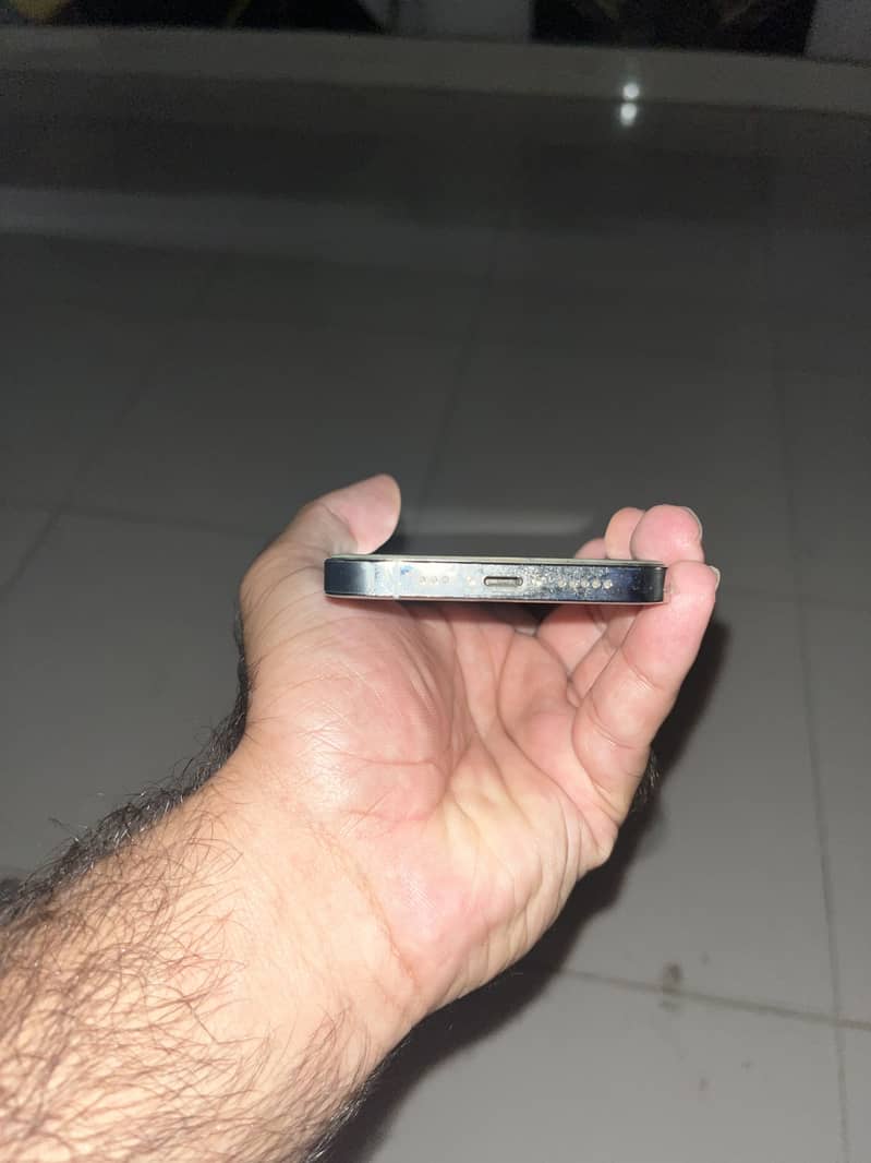 Apple iPhone 13 Pro 3