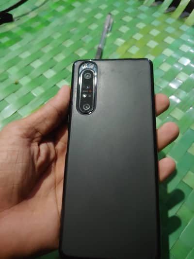 Sony 1 II 8/128 03340176962 is number pr rabta kren