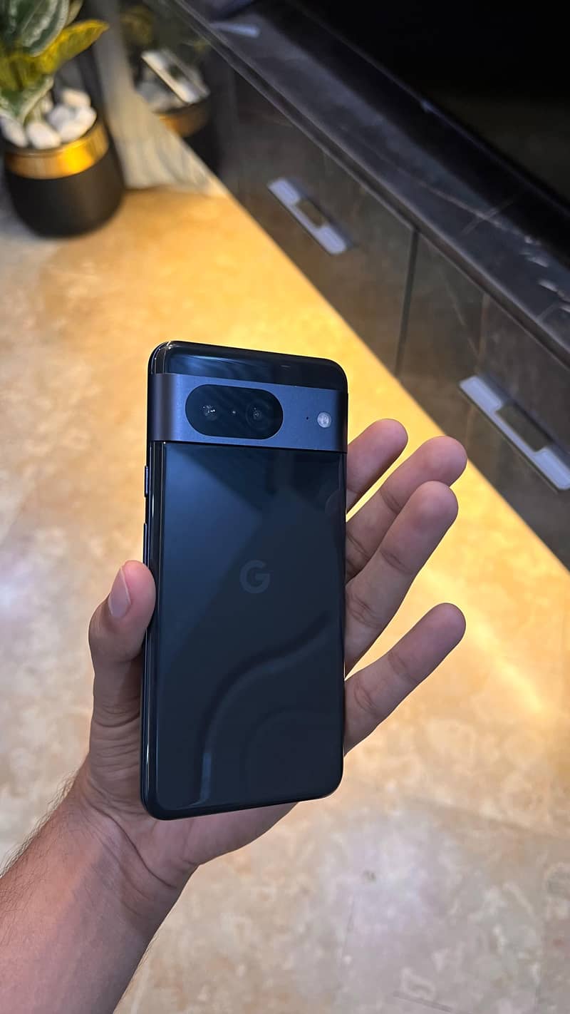 Google Pixel 8 1
