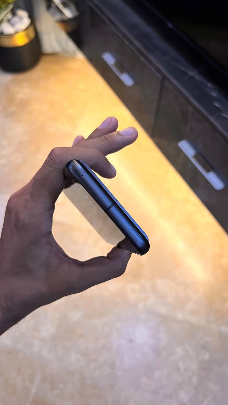 Google Pixel 8 3