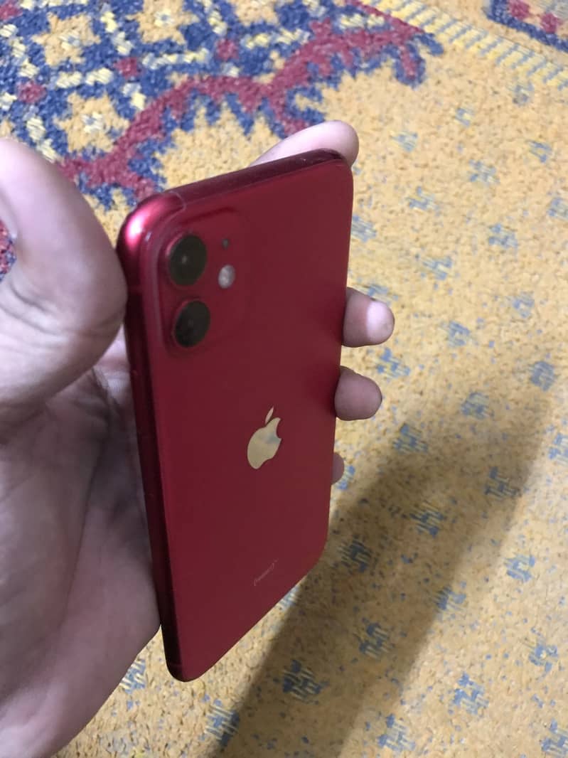 Apple iPhone 11 3