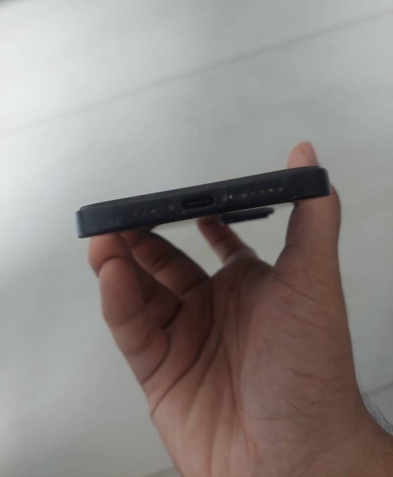 Apple iPhone 15 2