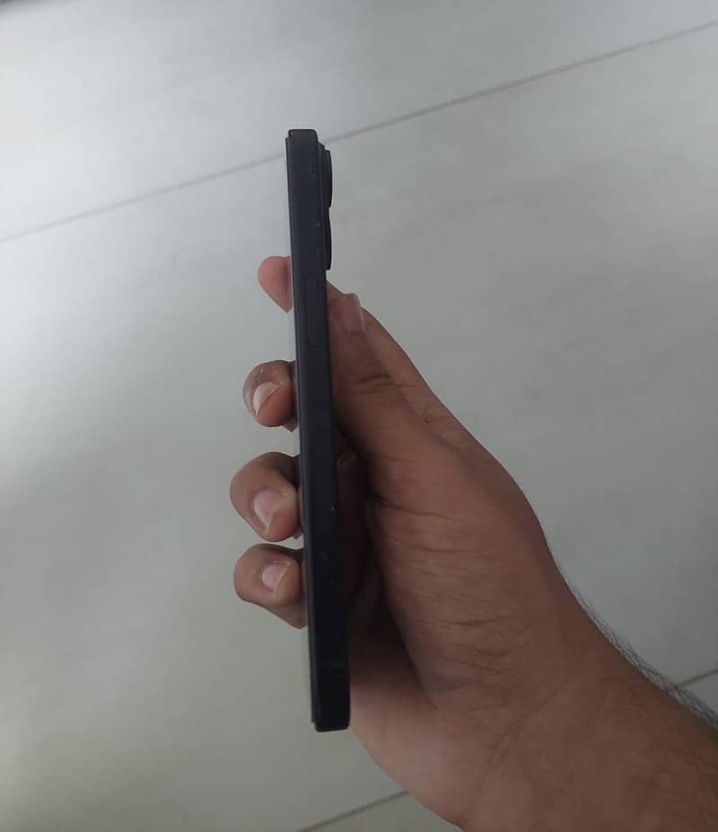 Apple iPhone 15 5