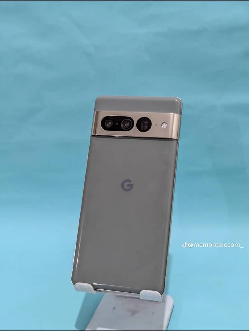 Google Pixel 7 Pro 8