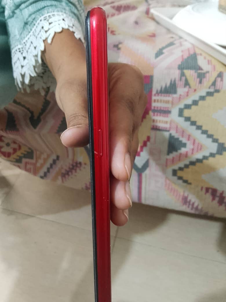 OPPO A3s 3