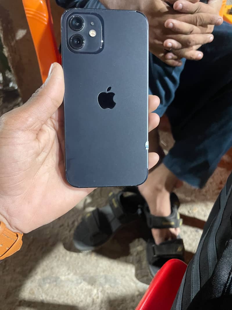Apple iPhone 12 0