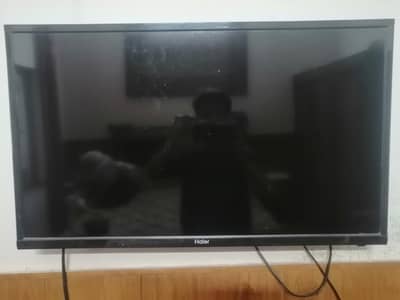 Haier 32 Inches LED Tv