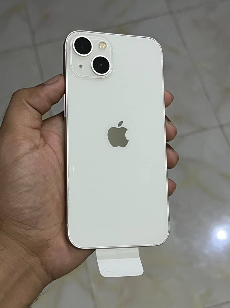 Apple iPhone 13 2