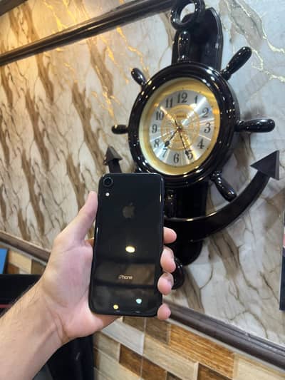 Apple iPhone XR