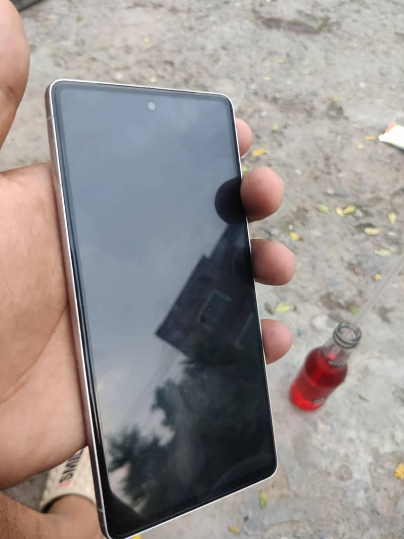 Google Pixel 7 4